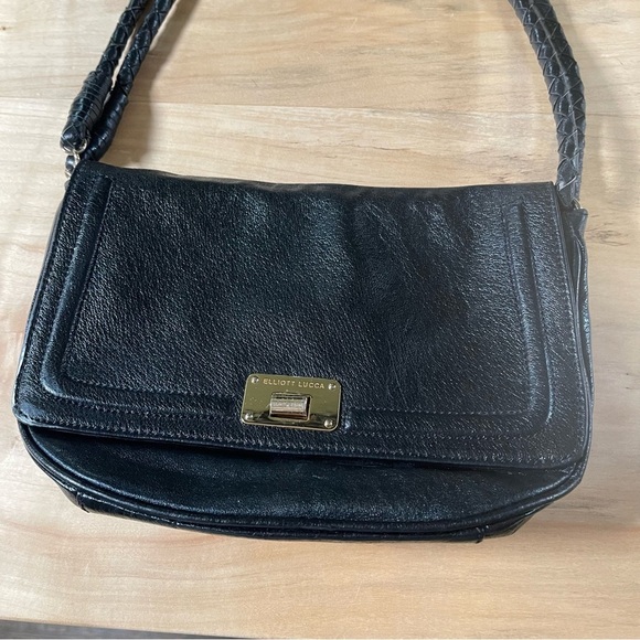 Elliott Lucca black leather crossbody bag - Picture 2 of 12